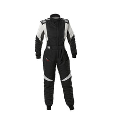 IA0-1874-A02_FirstElle_black_white.jpg
